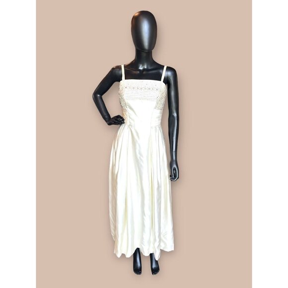 Vintage Obi Waist/Bow 60s Beaded Liquid Satin Wedding Dress - Picture 2 of 6